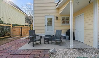 1307 Broad St, Beaufort, SC 29902