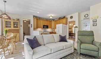 15 Pheasant Ln, Bedford, MA 01730