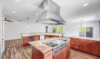 239 Kamalei Cir, Kahului, HI 96732