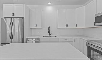 208 Dale Rd, Burlington, VT 05408