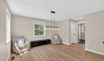 47 Chestnut Dr, Allenstown, NH 03275