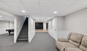100 KNICKERBOCKER Dr, Belle Mead, NJ 08502