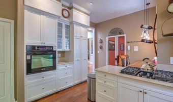1724 AVENIDA ALTURAS NE, Albuquerque, NM 87110