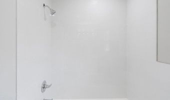 58 W Highland Ave, Atlantic Highlands, NJ 07716