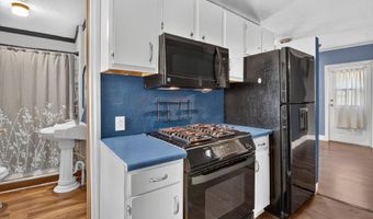 1035 Fairview Ave, Alma, MI 48801