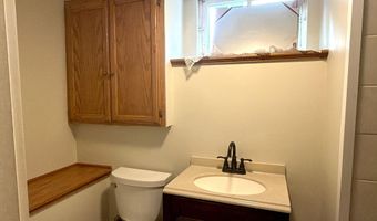 3023 Woodland St, Ames, IA 50014