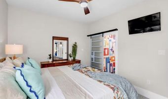 218 Thomas St, Bay St. Louis, MS 39520