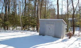 8 Teaberry Ln, Bedford, NH 03110