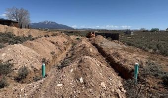 97 Calle Conejo, Arroyo Hondo, NM 87513