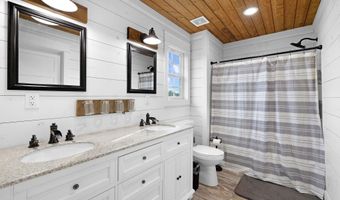387 Emory Dr, Arab, AL 35016
