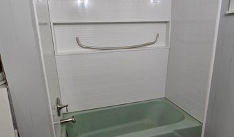 1800 White Dr, Batesville, AR 72501