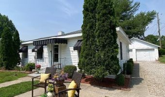 138 N Harrison St, Bloomfield, IN 47424