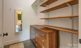 42 Salola St, Asheville, NC 28806