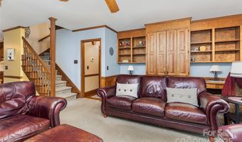 9924 Hanover Hollow Dr, Charlotte, NC 28210