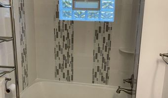 11 Walker St, Athens, OH 45701