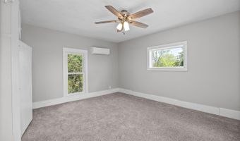 30 Seneca St, Attica, OH 44807