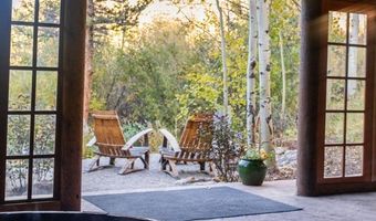 1087 Highway 7 Bus Rte, Allenspark, CO 80510