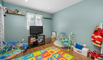 9 Basswood Dr, Alloway, NJ 07461