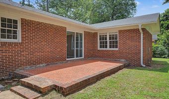 2012 Lakeridge Dr, Albany, GA 31707