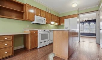 2401 Tuxedo Pl, Albany, GA 31707