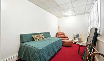 43 Green St, Augusta, ME 04330