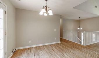 560 Bethany Ct, Athens, GA 30606