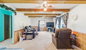 4 Skyline Dr, Adrian, MO 64720