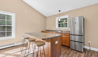40 Haley Rd, Arundel, ME 04046