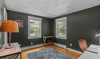 3 Cynthia Rd, Lincoln, RI 02865