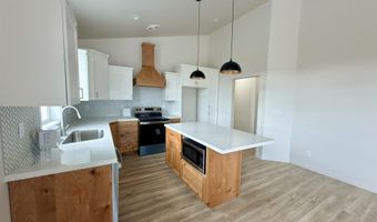 1073 Alpine Ave, Chubbuck, ID 83202