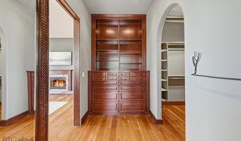 390 Hayrake Ln, Bozeman, MT 59715