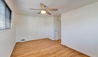 5864 EASTERN Ave NE, Washington, DC 20011