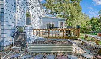 5 Indigo Rd, Barrington, RI 02806