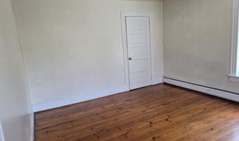 16 School St, Brattleboro, VT 05301
