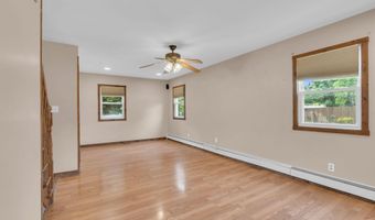 317 Beachwood Blvd, Beachwood, NJ 08722