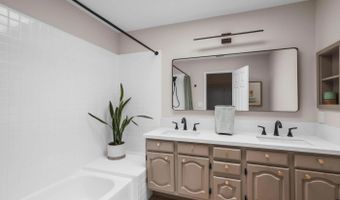 4640 Sunburst Rd, Carlsbad, CA 92008