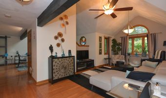 301 N Amherst Rd, Bedford, NH 03110