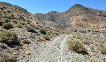 Anita Dr, Hawthorne, NV 89415