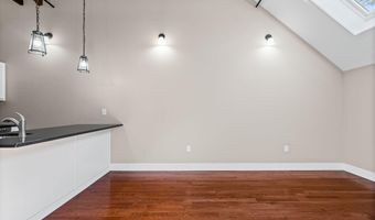 521 Warren St 4, Albany, NY 12208