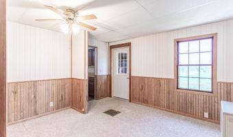 4619 Whiteside Rd, Argyle, WI 53504