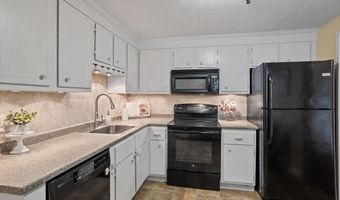 32 Spencer Rd 36M, Boxborough, MA 01719
