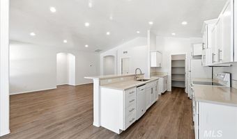 2211 Moon Shadow Dr, Caldwell, ID 83607