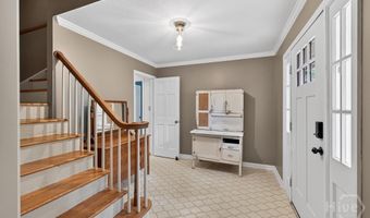 125 Broomsedge Trl, Athens, GA 30606