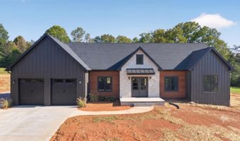 9041 Stonewall Rd, Appomattox, VA 24522
