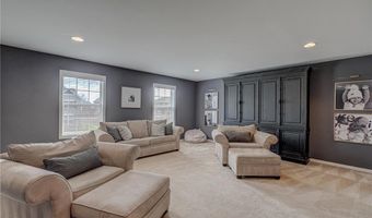 4891 159th St W, Apple Valley, MN 55124