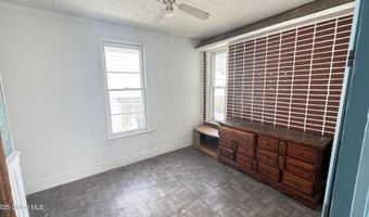 62 Glen Ave, Amsterdam, NY 12010