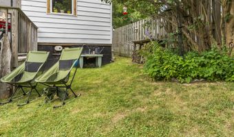 22 Cobb Rd, Bath, ME 04530