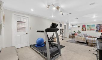 1510 Morning Sun Dr, Ballwin, MO 63021