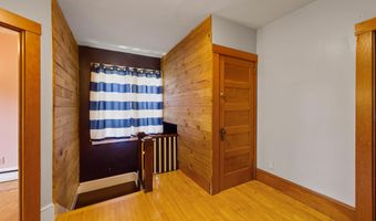 788 Union St, Bangor, ME 04401