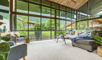47-585 Ahuimanu Rd, Kaneohe, HI 96744